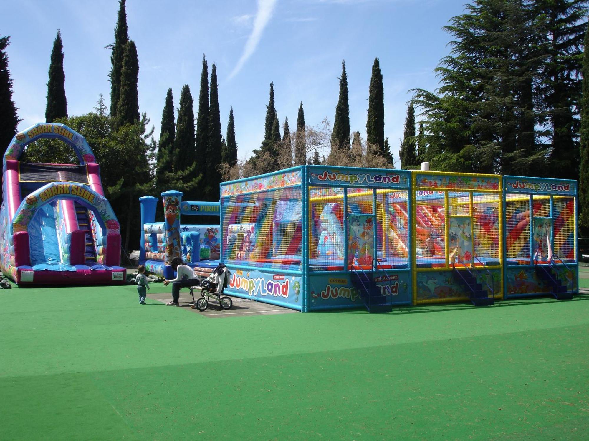 Camping Adria Ankaran - Pitches Luaran gambar