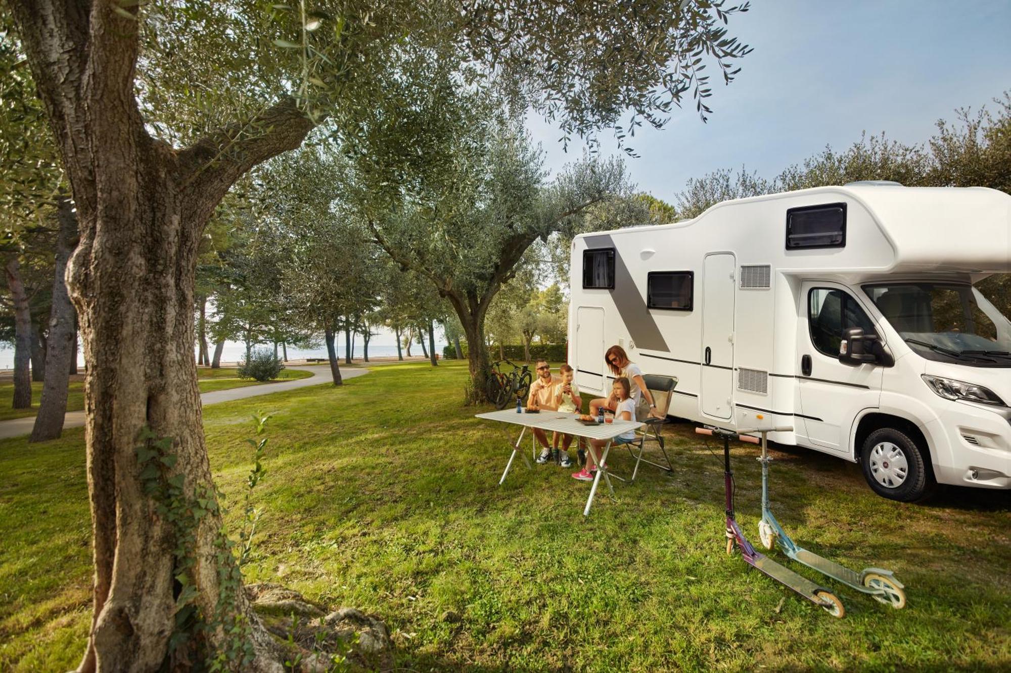 Camping Adria Ankaran - Pitches Luaran gambar